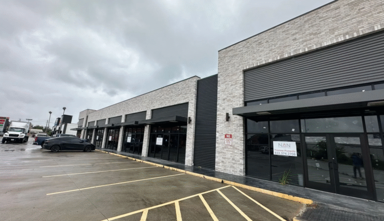 Kroozin Lawndale Shopping Strip